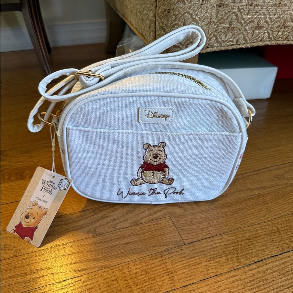Disney Winnie the Pooh Cream Crossbody Bag NWT